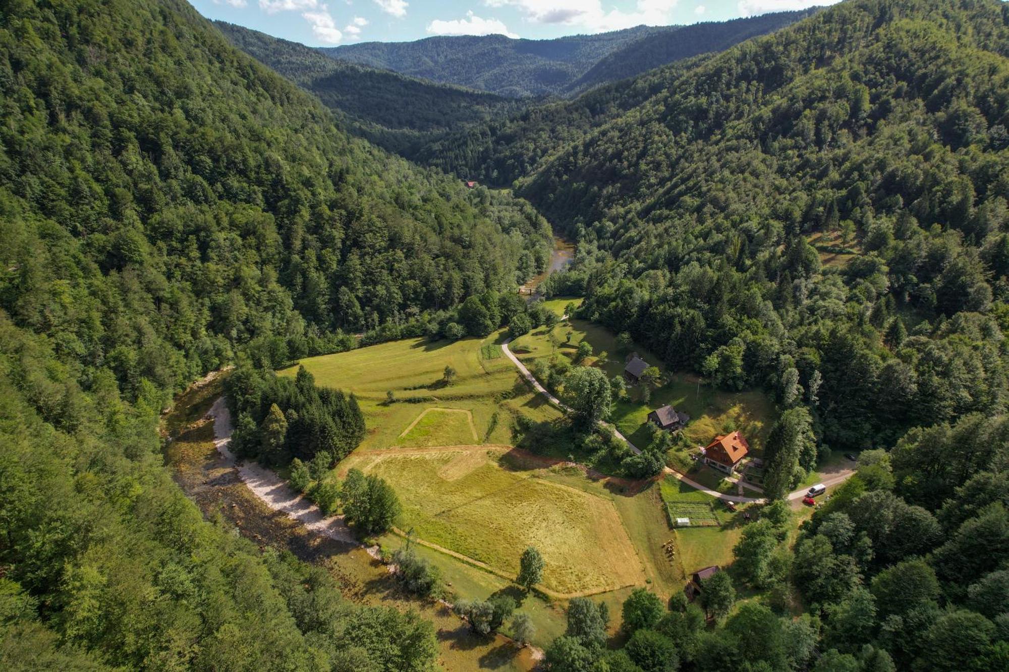 Treehouse Kupari Nacionalni Park Risnjak Cabar Exterior photo